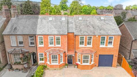 Perivale, Nightingale Road, Wendover