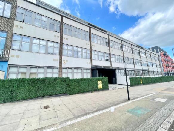 Photo 3