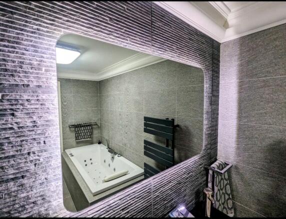 Photo 29