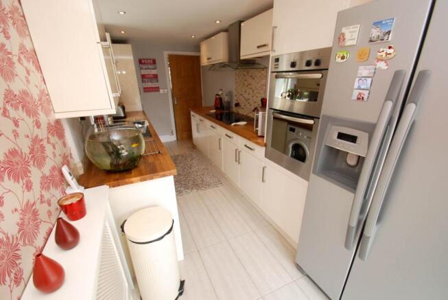 Breakfasting Kitchen