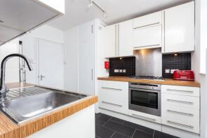 Flat 7, Glynde Reach, Harrison Street, London WC1H 8JZ