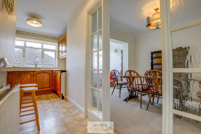 3 bed Semi-Detached for sale Image 7