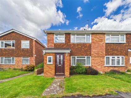 Poplar Close, Sherfield-On-Loddon, Hook, Hampshire, RG27