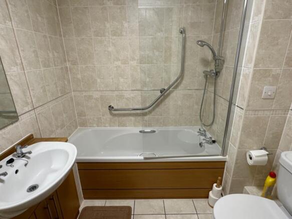 1 bed Apartment for sale Image 5