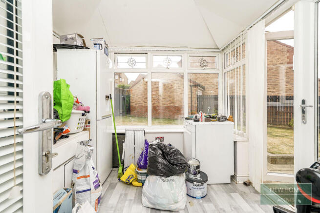 4 bed Semi-Detached for sale Image 7