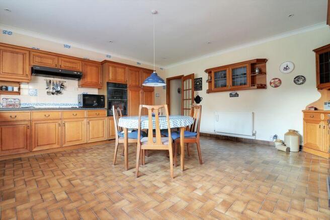 Kitchen/Breakf...