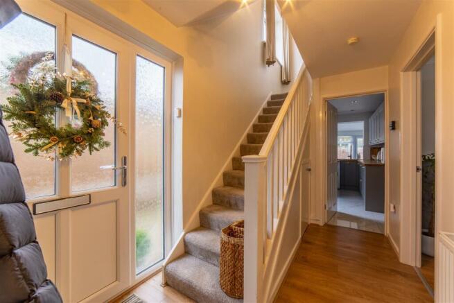 11 Hazel Close-9.jpg