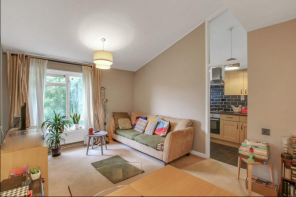 17, Enfield Close, Uxbridge UB8 2PX