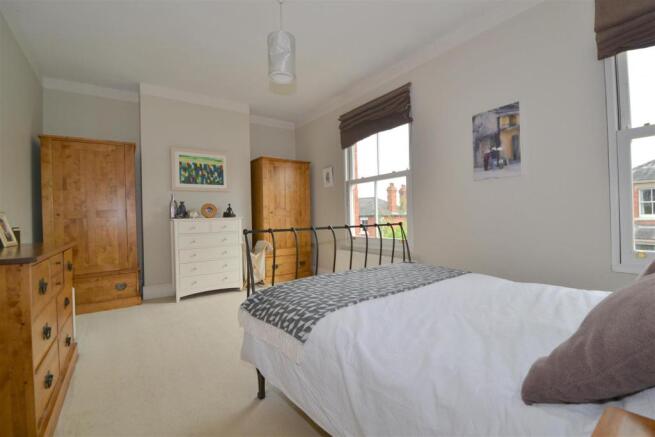 master bedroom.JPG