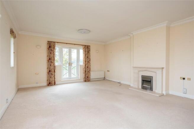 2 bed Link Detached House for sale Image 7