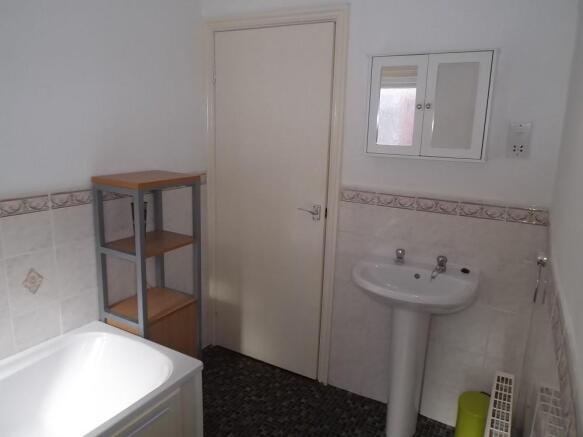 bathroom v2.JPG