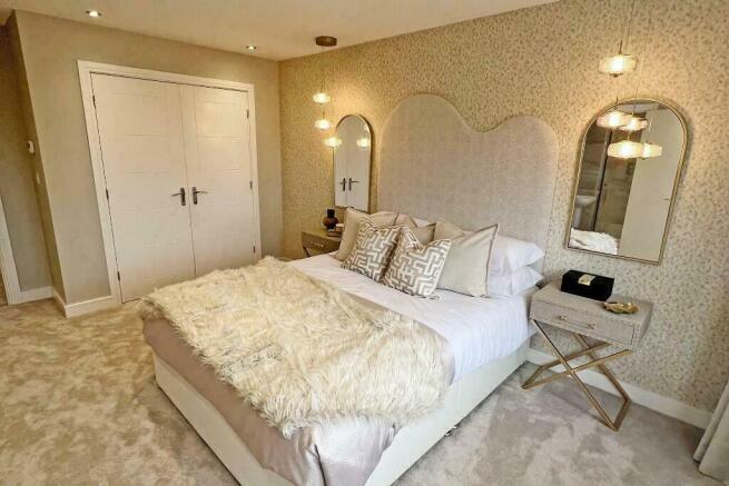 Eg Master Bedroom 