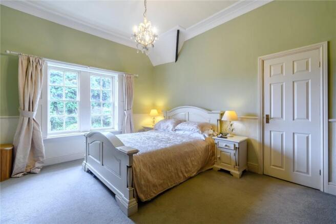 8 Bedrooms