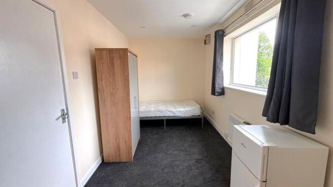 Room Pic 1