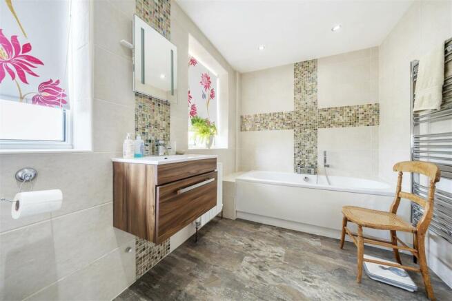 BATH & SHOWER ROOM.jpg
