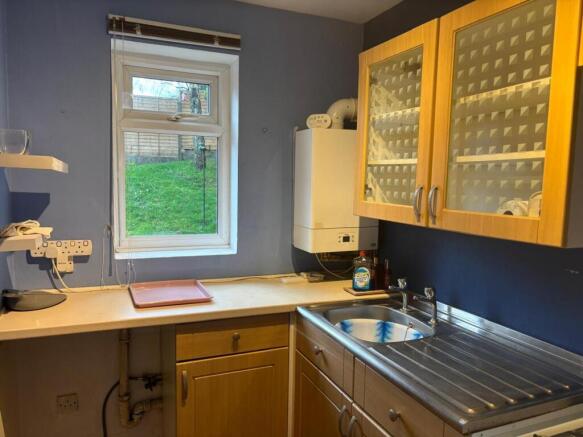 1 bed Flat to rent Image 4