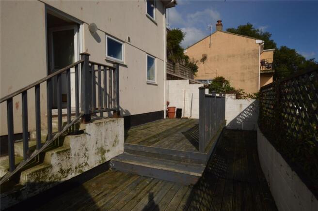 Rear Decked Garden