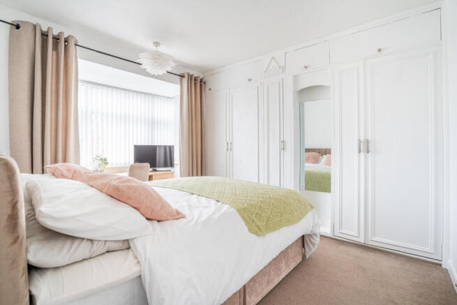 3 bed Semi-Detached for sale Image 8