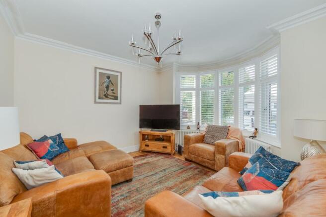 3 bed Semi-Detached for sale Image 4