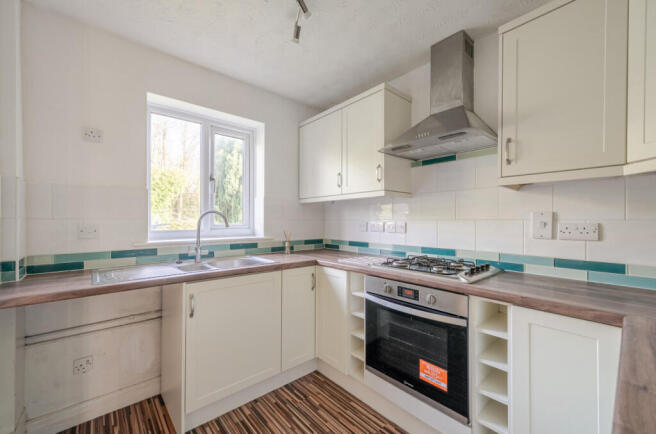 1421353-11-699f17...