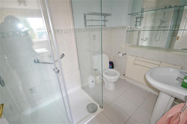 EN SUITE SHOWER