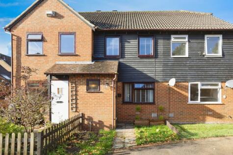 Dragonfly Close, Ashford