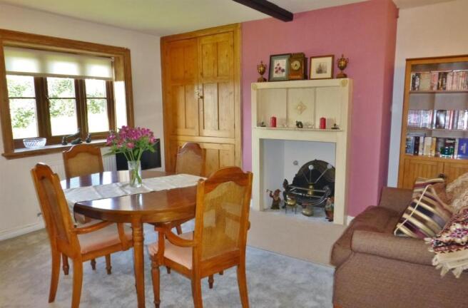 Sitting/Dining Room