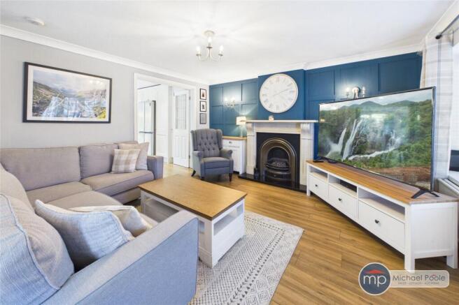 3 bed Semi-Detached for sale Image 4
