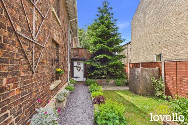 3 bed Detached for sale Image 7
