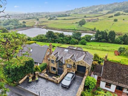 Lamb Hall Road, HD3