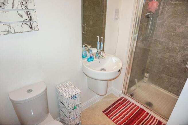 Master En-suite