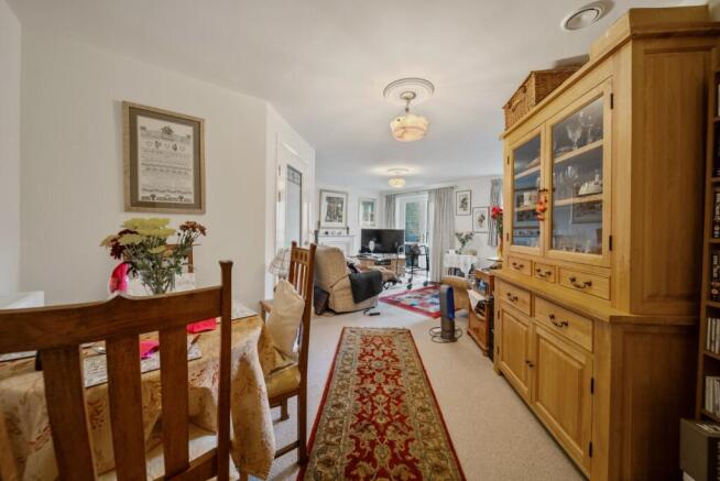 1 bed Retirement Property for sale Image 4
