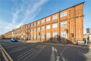 Flat 28a, Rembrandt House, Whippendell Road, Watford WD18 7PG