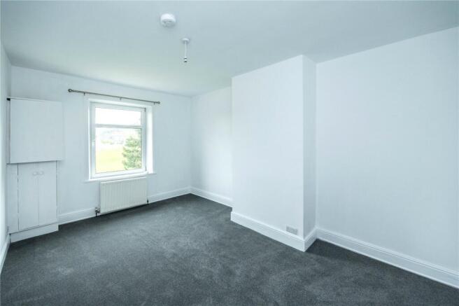 3 bed Terraced for sale Image 11
