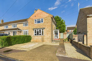 14, Youngfield Road, Hemel Hempstead HP1 2LY