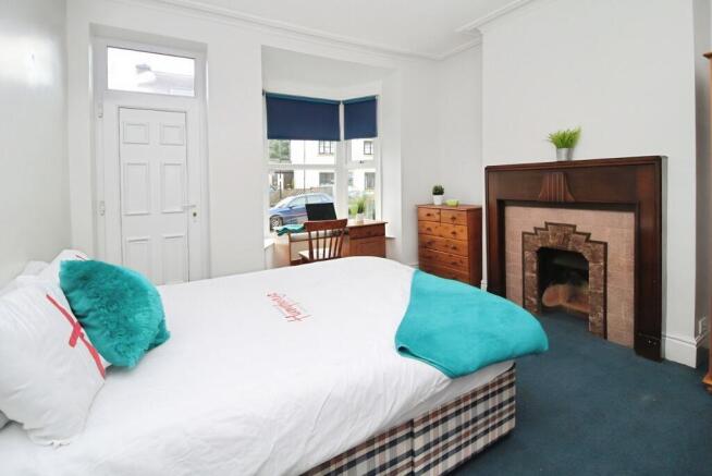 5 bed Terraced for sale Image 5