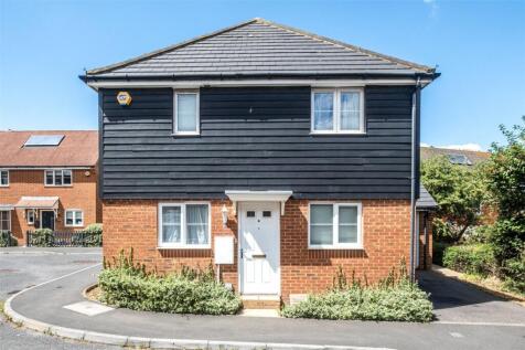 Buttercup Avenue, Minster on Sea, Sheerness, Kent, ME12