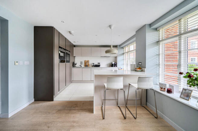 1417781-9-6995d17...