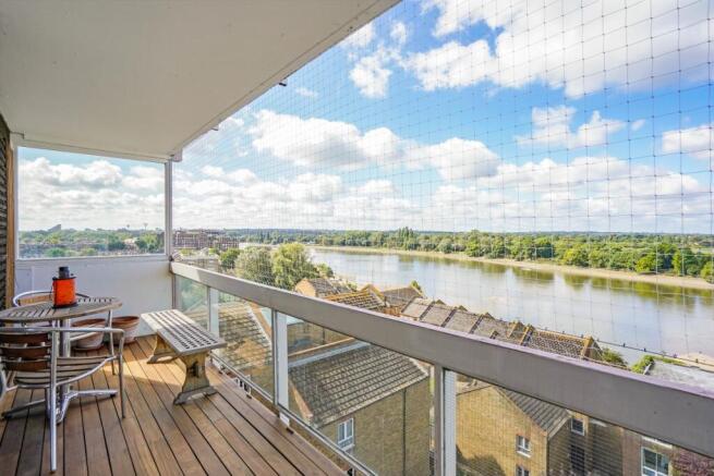 Flat 83, Rosebank...