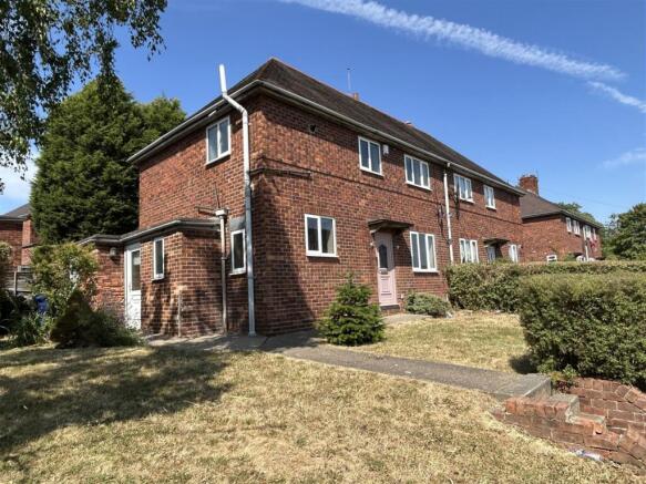 3 bed Semi-Detached for sale Image 9