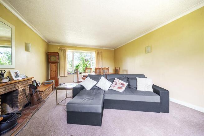 Sitting/Dining Room