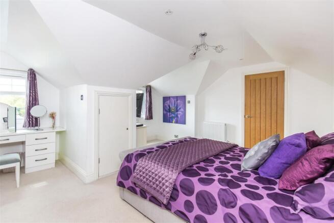 Master Bedroom.jpg
