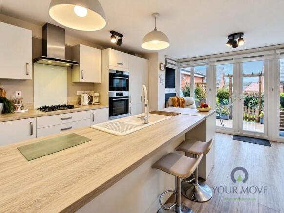 Kitchen/Dining