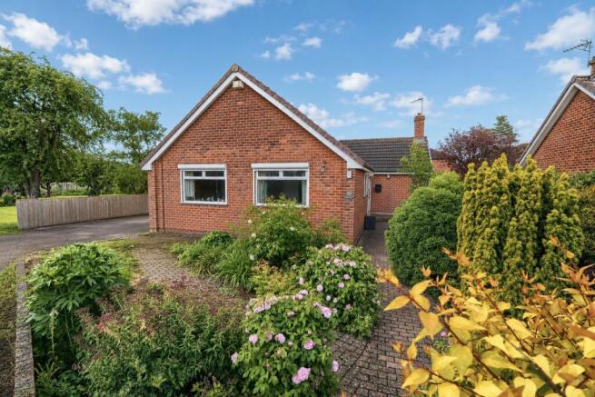 3 bed Bungalow for sale Image 10