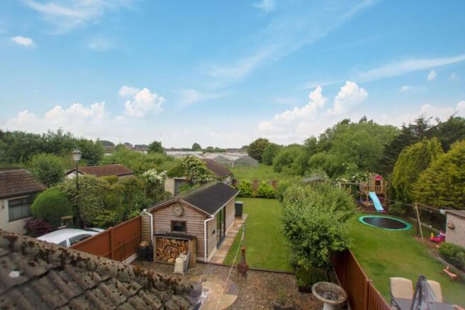 Outside/View to rear