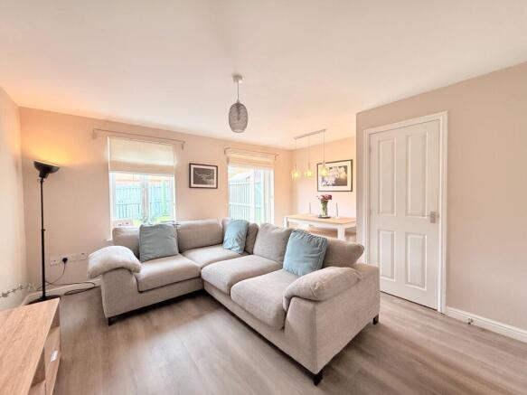 16 Allison Crescent, Redding, Falkirk, FK2 9FB photo 4