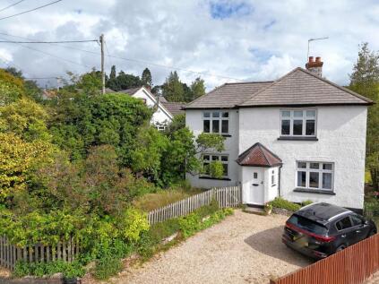 Middlehill Road, Colehill, BH21 2HL