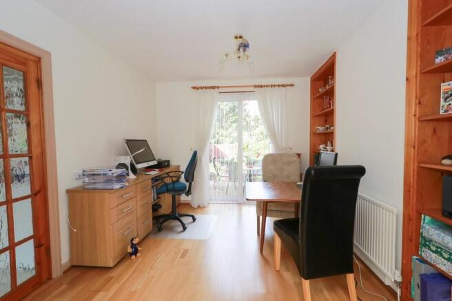 Photo 3