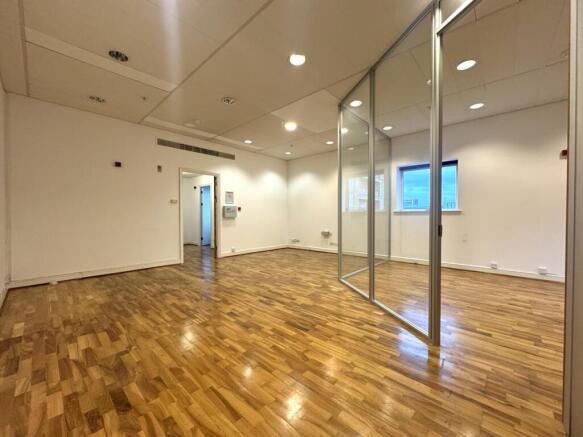 Unit G6a - Office 2.jpg
