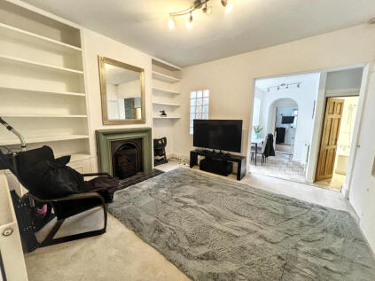 Brunswick Avenue, New Southgate, N11